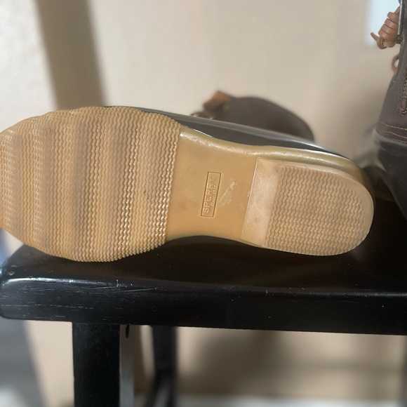 Pre-loved, Sperry Leather Duck Boots!! - Picture 5 of 8